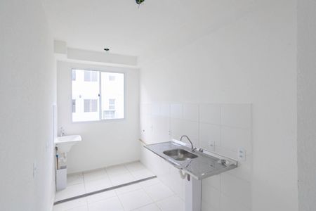 Apartamento à venda com 43m², 2 quartos e 1 vaga Apartamento à venda com 43m², 2 quartos e 1 vagaCozinha e Área de Serviço