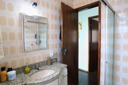 Apartamento à venda com 85m², 3 quartos e 2 vagasBanheiro