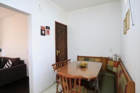 Apartamento à venda com 85m², 3 quartos e 2 vagasCozinha