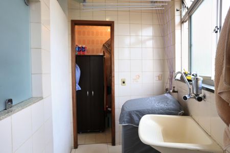 Apartamento à venda com 85m², 3 quartos e 2 vagasÁrea de Serviço