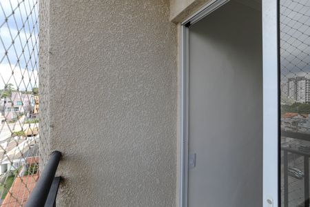 Sacada de apartamento para alugar com 2 quartos, 51m² em Conjunto Habitacional Bras Cubas, Mogi das Cruzes