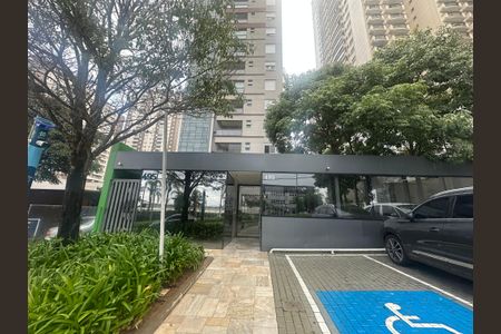 Apartamento para alugar com 49m², 1 quarto e 1 vagaFachada e portaria