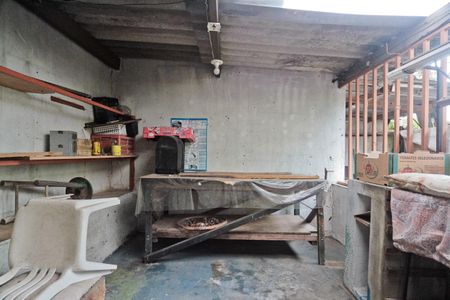 Casa à venda com 143m², 4 quartos e 2 vagas Casa à venda com 143m², 4 quartos e 2 vagasÁrea externa