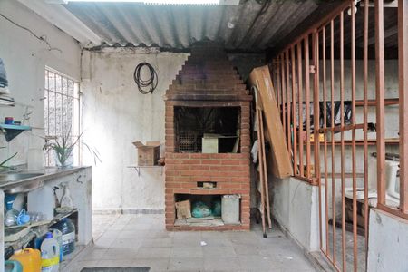 Casa à venda com 143m², 4 quartos e 2 vagas Casa à venda com 143m², 4 quartos e 2 vagasÁrea externa