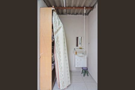 Casa à venda com 143m², 4 quartos e 2 vagas Casa à venda com 143m², 4 quartos e 2 vagasEdícula