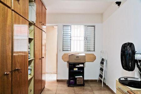 Casa à venda com 143m², 4 quartos e 2 vagas Casa à venda com 143m², 4 quartos e 2 vagasQuarto 3