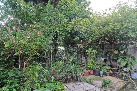 Casa à venda com 143m², 4 quartos e 2 vagas Casa à venda com 143m², 4 quartos e 2 vagasÁrea externa