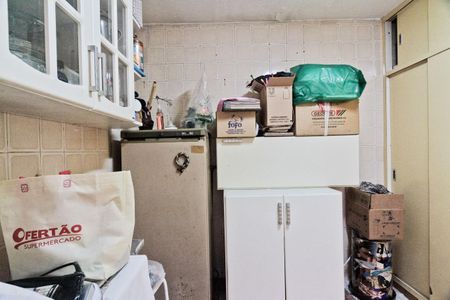 Casa à venda com 143m², 4 quartos e 2 vagas Casa à venda com 143m², 4 quartos e 2 vagasÁrea de Serviço