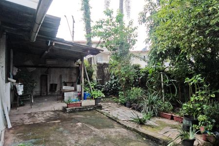 Casa à venda com 143m², 4 quartos e 2 vagas Casa à venda com 143m², 4 quartos e 2 vagasÁrea externa