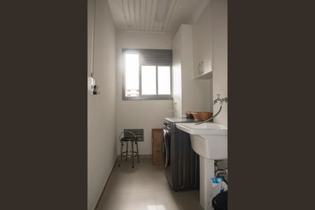 Apartamento à venda com 69m², 3 quartos e 1 vagaÁrea de Serviço