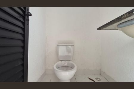 Casa à venda com 179m², 3 quartos e 2 vagasLavabo