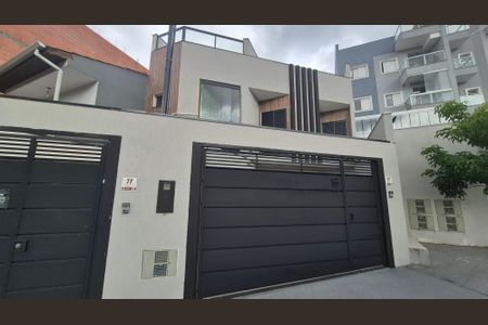 Casa à venda com 179m², 3 quartos e 2 vagasFachada