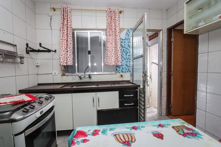 Cozinha de casa para alugar com 1 quarto, 37m² em Vila Morse, São Paulo