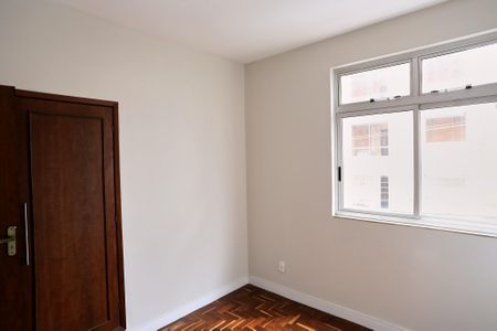 Apartamento para alugar com 92m², 3 quartos e 1 vagaQuarto