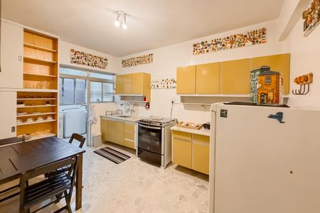 Apartamento para alugar com 150m², 3 quartos e sem vagaCozinha