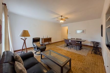 Apartamento para alugar com 150m², 3 quartos e sem vagaSala