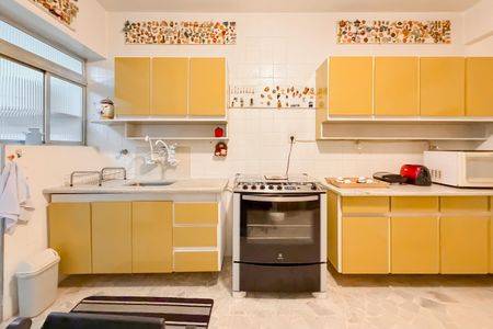 Apartamento para alugar com 150m², 3 quartos e sem vagaCozinha