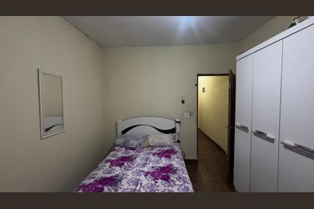 Casa à venda com 152m², 3 quartos e 2 vagasQuarto 1