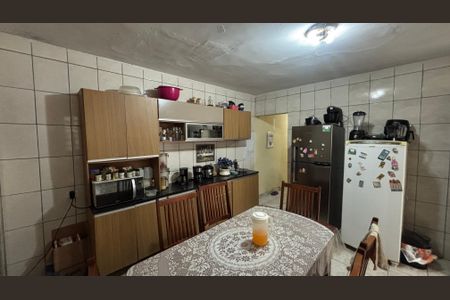 Casa à venda com 152m², 3 quartos e 2 vagasCozinha