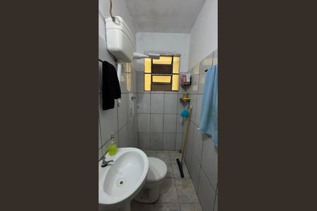 Casa à venda com 152m², 3 quartos e 2 vagasBanheiro