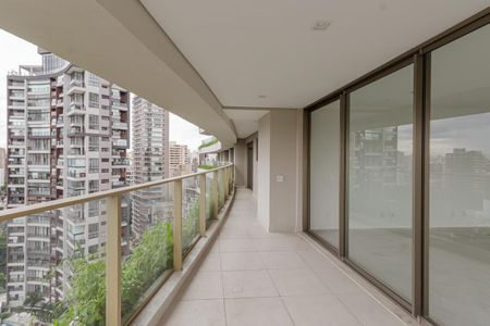 Apartamento à venda com 221m², 3 quartos e 4 vagasSacada