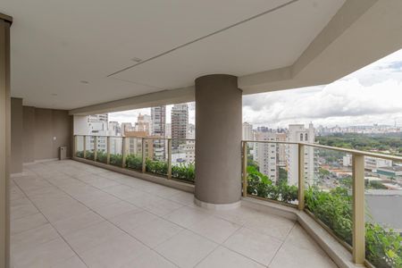 Apartamento à venda com 221m², 3 quartos e 4 vagasSacada