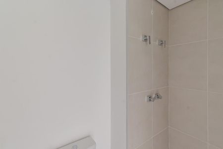 Apartamento à venda com 221m², 3 quartos e 4 vagasBanheiro da Suíte 3