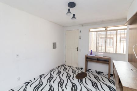 Sala de apartamento para alugar com 2 quartos, 42m² em Vila Itaim, São Paulo