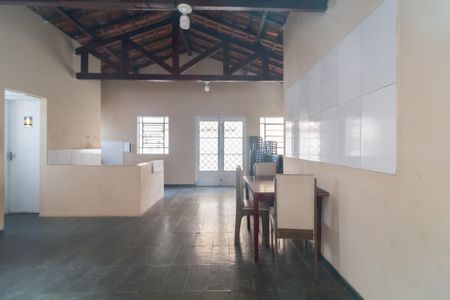 Apartamento para alugar com 42m², 2 quartos e 1 vagaÁrea comum - Salão de festas