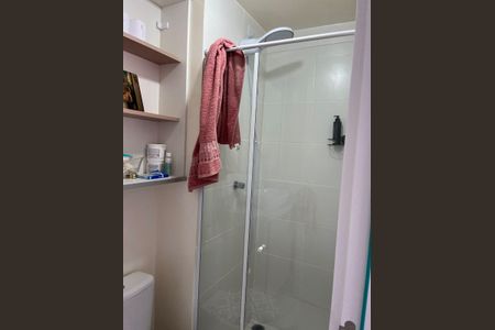 Apartamento à venda com 35m², 2 quartos e 1 vaga Apartamento à venda com 35m², 2 quartos e 1 vagaBanheiro