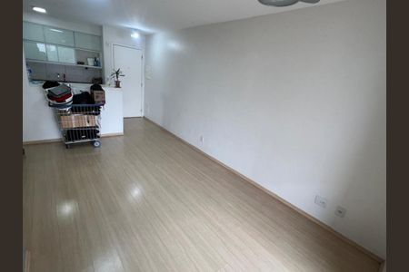Sala de apartamento para alugar com 3 quartos, 70m² em Jardim Parque Morumbi, São Paulo