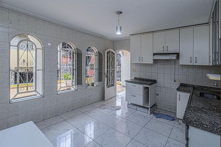 Casa para alugar com 130m², 3 quartos e sem vagacozinha_1