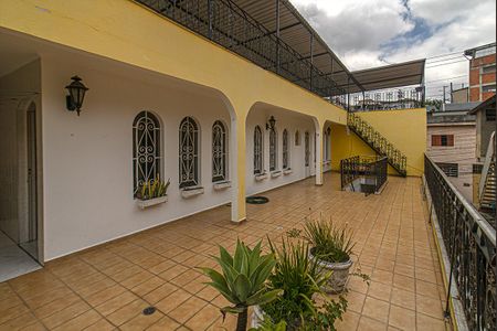 Casa para alugar com 130m², 3 quartos e sem vagasacada com churrasqueira_2