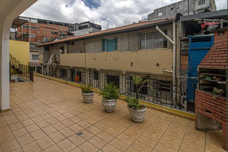 Casa para alugar com 130m², 3 quartos e sem vagasacada com churrasqueira_1