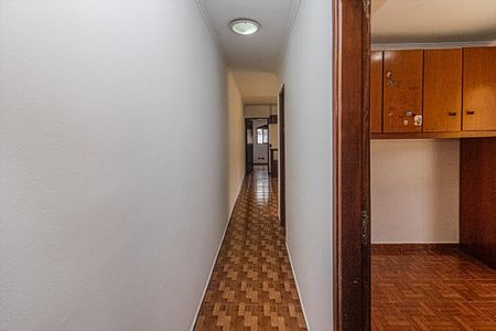 Casa para alugar com 130m², 3 quartos e sem vagacorredor para os cômodos_1