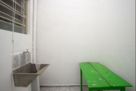 Casa para alugar com 75m², 2 quartos e sem vagaÁrea de Serviço