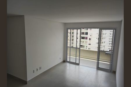 Sala de apartamento para alugar com 3 quartos, 83m² em Vila dos Alpes, Goiânia