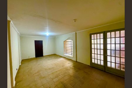 Casa para alugar com 148m², 7 quartos e 2 vagas Casa para alugar com 148m², 7 quartos e 2 vagasQuarto 1