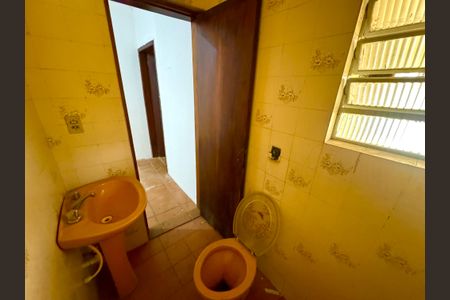 Casa para alugar com 148m², 7 quartos e 2 vagas Casa para alugar com 148m², 7 quartos e 2 vagasBanheiro 6