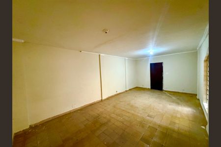 Casa para alugar com 148m², 7 quartos e 2 vagas Casa para alugar com 148m², 7 quartos e 2 vagasQuarto 1