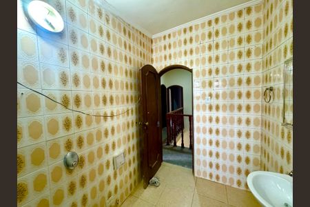 Casa para alugar com 148m², 7 quartos e 2 vagas Casa para alugar com 148m², 7 quartos e 2 vagasBanheiro 3