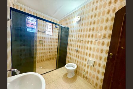 Casa para alugar com 148m², 7 quartos e 2 vagas Casa para alugar com 148m², 7 quartos e 2 vagasBanheiro 3