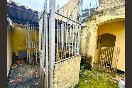 Casa para alugar com 148m², 7 quartos e 2 vagas Casa para alugar com 148m², 7 quartos e 2 vagasCanil