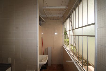 Apartamento para alugar com 51m², 2 quartos e 1 vagaÁrea de Serviço