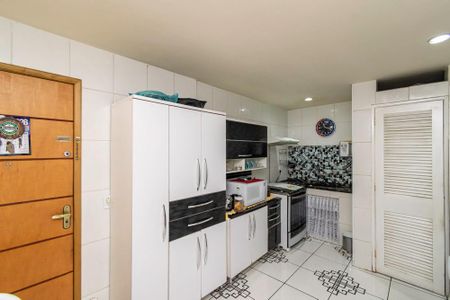 Apartamento à venda com 70m², 2 quartos e sem vagaCozinha