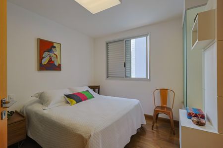 Apartamento à venda com 90m², 3 quartos e 2 vagas Apartamento à venda com 90m², 3 quartos e 2 vagasQuarto 3 - Suíte