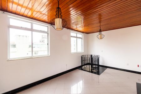 Apartamento à venda com 165m², 4 quartos e 2 vagasCobertura