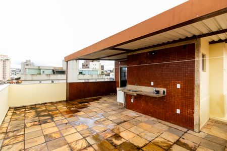 Apartamento à venda com 165m², 4 quartos e 2 vagasCobertura