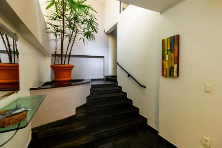 Apartamento à venda com 165m², 4 quartos e 2 vagasEntrada