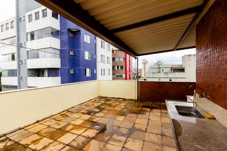 Apartamento à venda com 165m², 4 quartos e 2 vagasCobertura